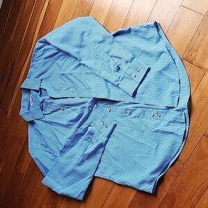 Calvin Klein button down dress shirt. Sz M